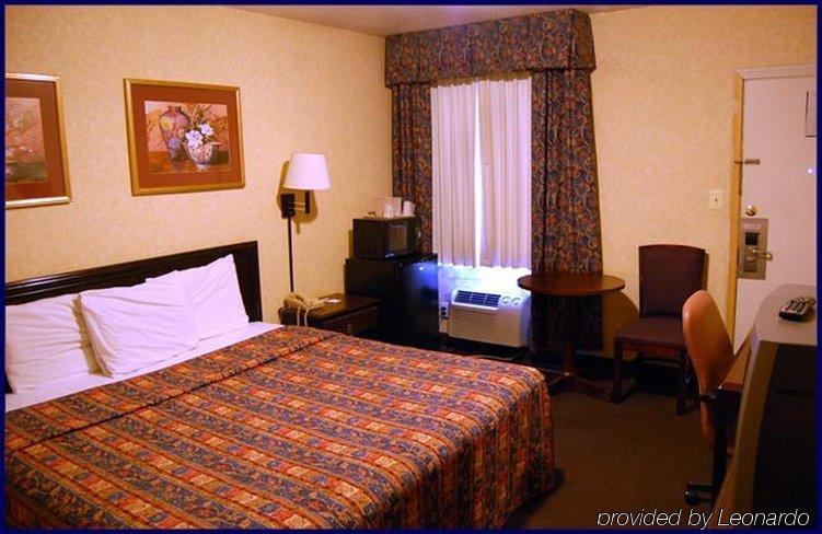 Budget Inn Falls Church Extérieur photo