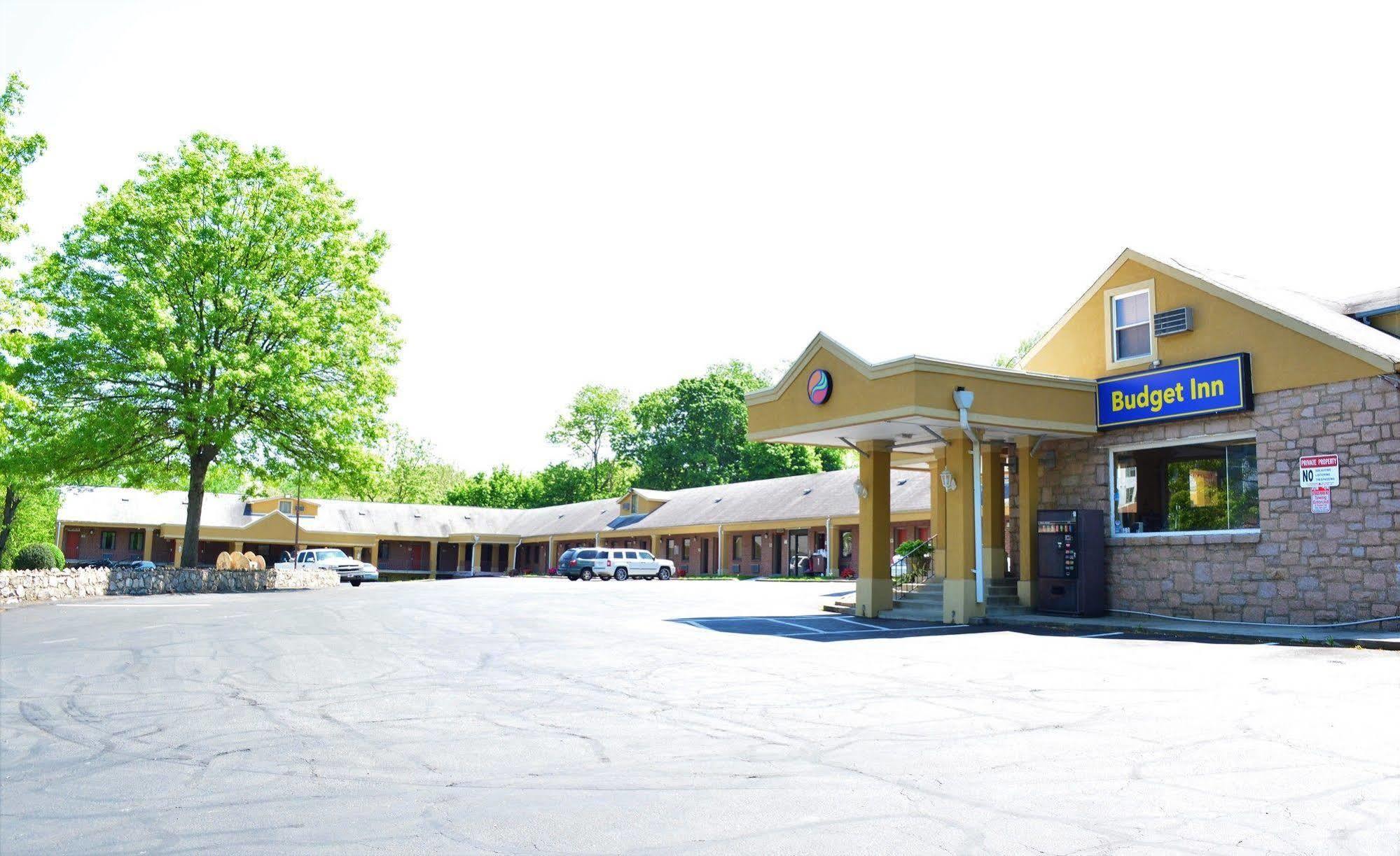 Budget Inn Falls Church Extérieur photo