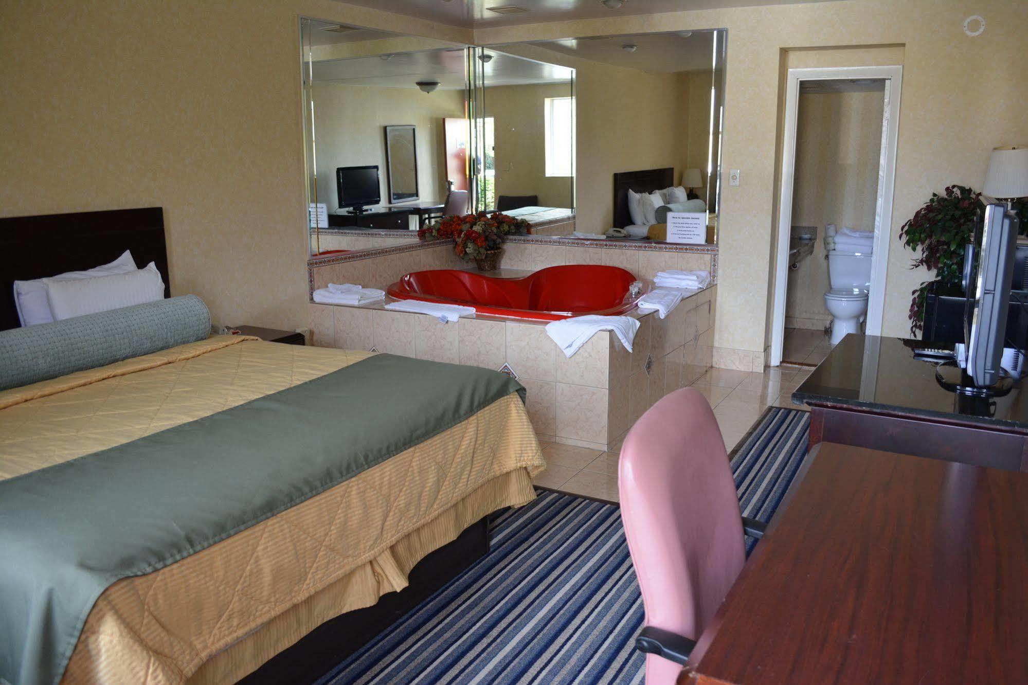 Budget Inn Falls Church Extérieur photo