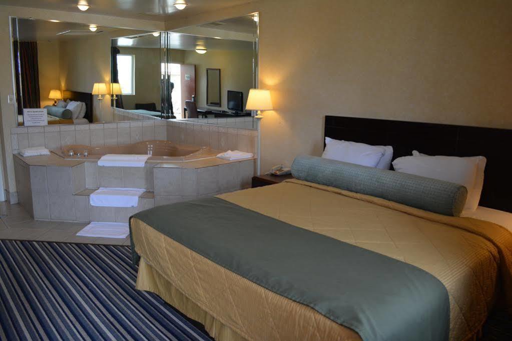 Budget Inn Falls Church Extérieur photo